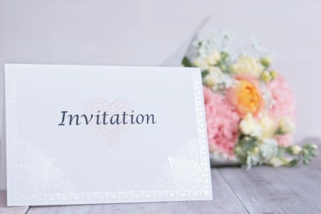 少人数結婚式の招待状で気をつけたいこと！